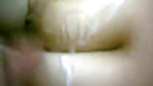 Un mulâtre appétissant séduit son porno cheval gratuit voisin pour du sexe hard