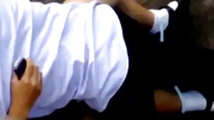 Belle fille lèche le porno gratuit fr cul et frappe avec un mec au premier rendez-vous