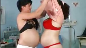 Trois nanas se frottent contre une bite avec des fentes poilues et filment film x gratuitement tout au téléphone