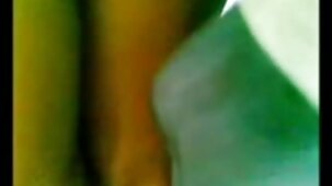 Une film porno en francai brune à la chatte poilue a accepté de filmer le sexe à la première personne