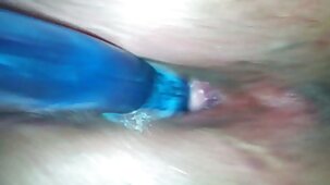 Sexe doux avec une jolie brune dans la film x amateurs français chatte